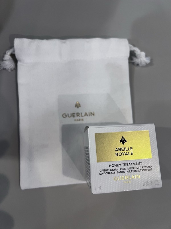 Guerlain Abeille Royale Honey Treatment Day Cream 7ml/.23oz NIB + Pouch