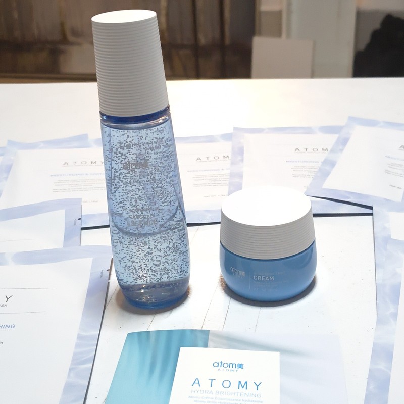 Atomy Hydra Brightening Care Lot - Capsule Essence, Cream, 10 Gel Masks. New gallery