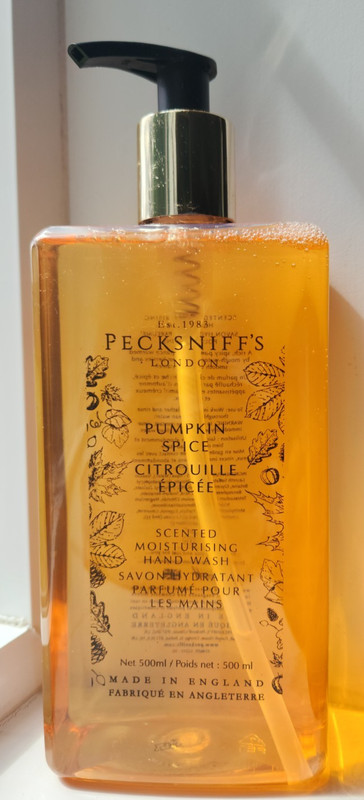 Pecksniff’s England Pumpkin Spice Holiday Hand Soap Wash 16.9 Oz Pump 8x3in