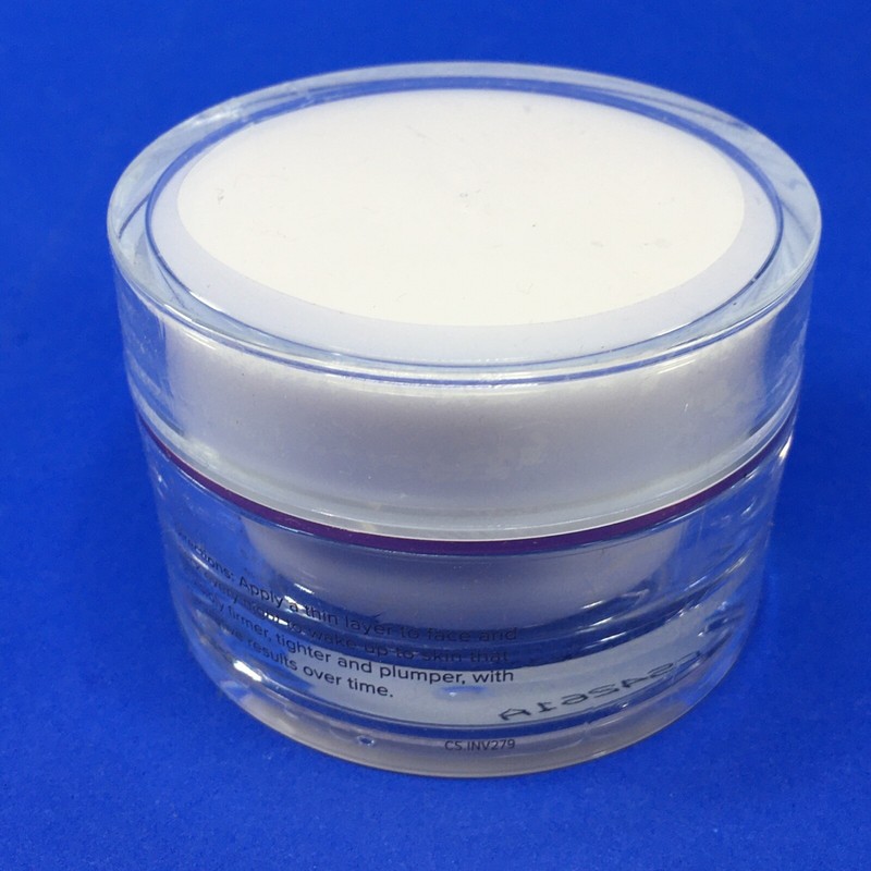 Crepe Erase Essentials Plump and Firm Facial Treatment 1.7 oz gallery