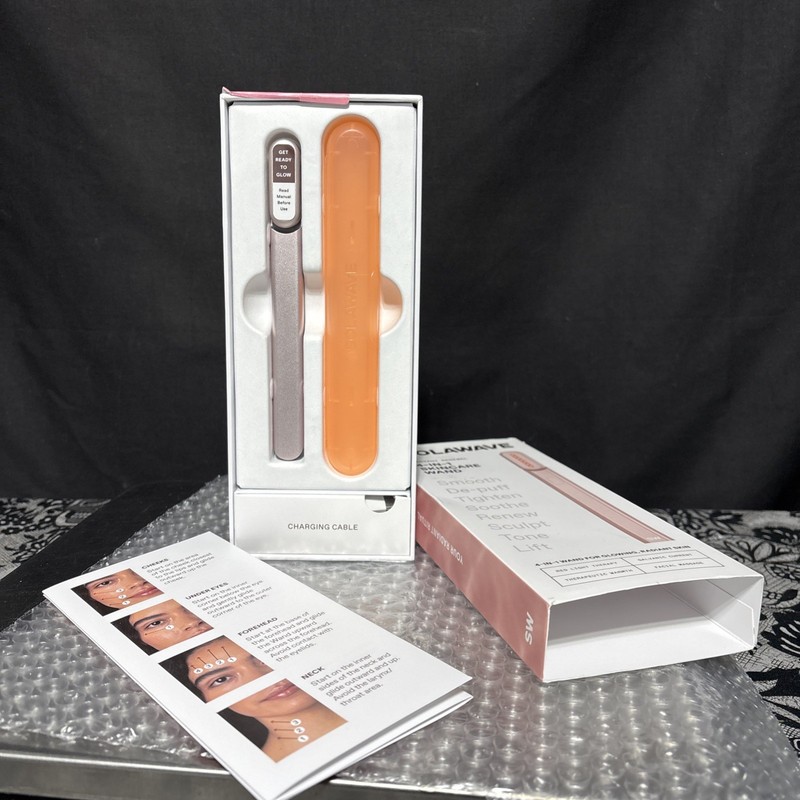 SOLAWAVE 4-in-1 Radiant Renewal Skincare Wand - Rose Gold (New-Other) gallery