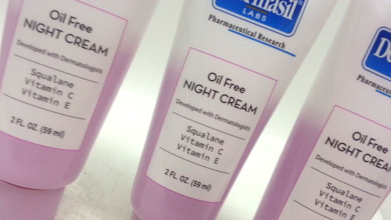 ( Lot Of 3 ) Dermasil Labs, Oil Free Night Cream, 2 fl oz Each NEW SEALED gallery