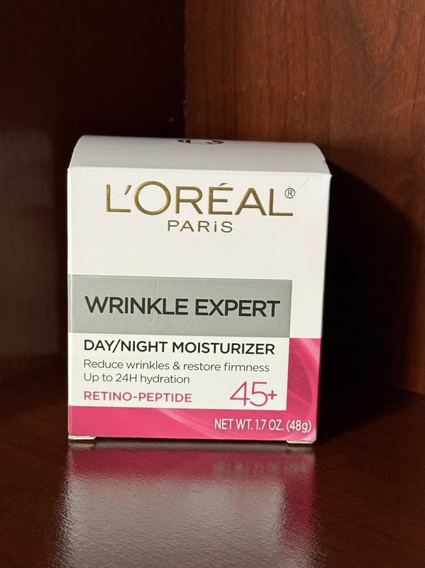 L’OREAL 45+ Day/Night Wrinkle Expert Retino-Peptide Moisturizer 1.7 OZ (D)