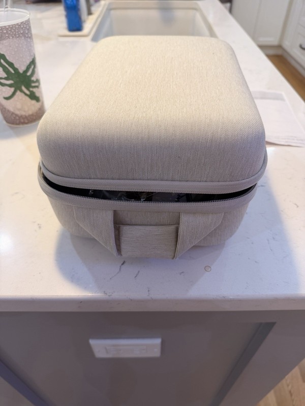 Cleopatra LED Light Therapy Face Mask – Includes Carrying Case gallery