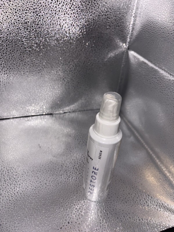 irestore RENEW Red Light Essentials RENEW Calming Facial Spray gallery