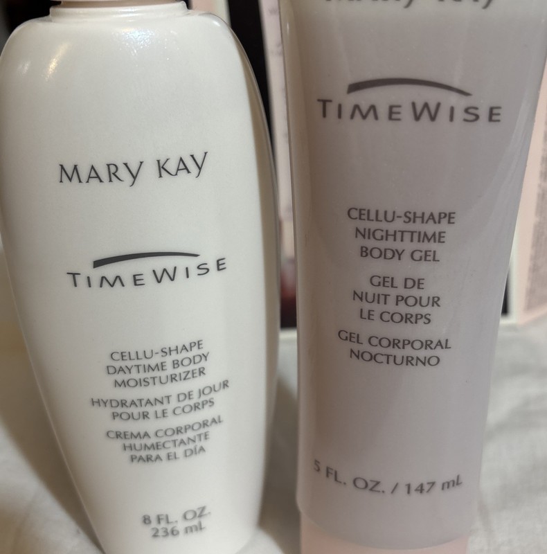 Mary Kay Timewise Cellu Shape Contouring System Night Body Gel & Day Moisturizer gallery