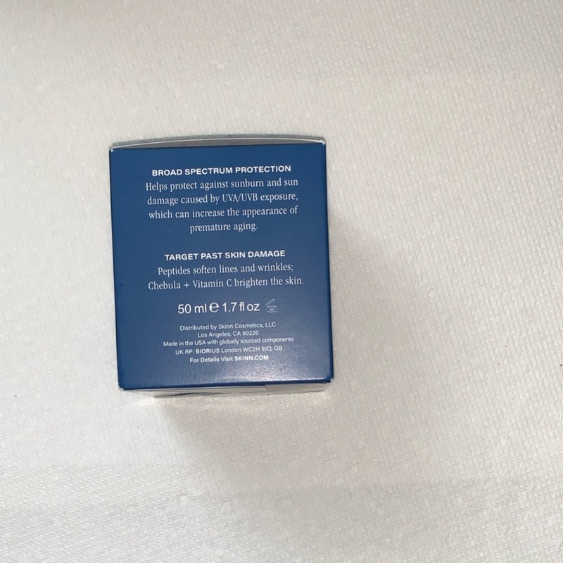 SKINN Age Reset Restore And Protect Day Cream with SPF 30 NEW 1.7 oz. SEALED gallery