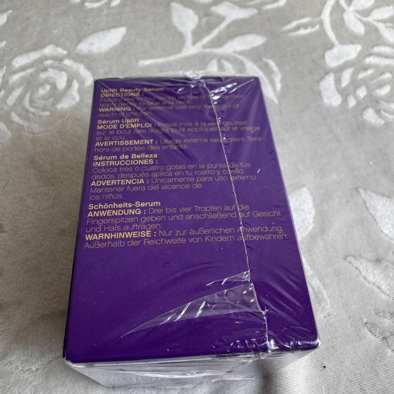 Younique Royalty Uplift Beauty Serum 15 Ml / .5 Fl Oz New In Box Factory Sealed gallery