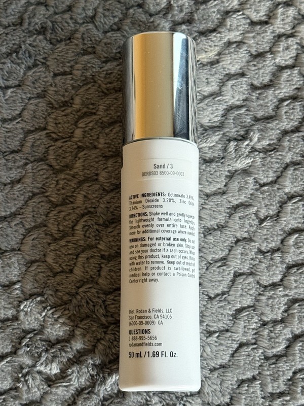 Rodan + Fields Radiant Defense Perfecting Liquid SPF 30, Sand 3 New Exp. 07/21 gallery