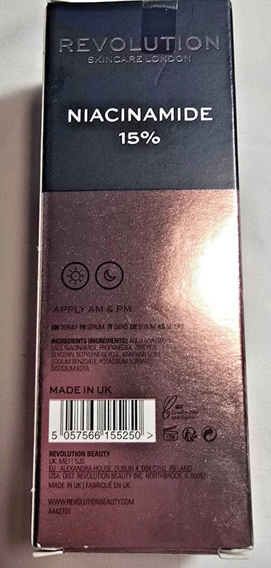 Makeup Revolution Skincare Niacinamide 15% Blemish & Pore Refining Serum 1.01 oz gallery