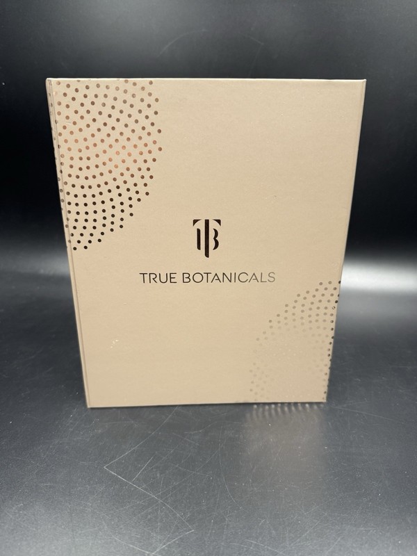 TRUE BOTANICALS Renew Skincare 3-piece Set -Cleanser, Serum/oil, Cream NIB