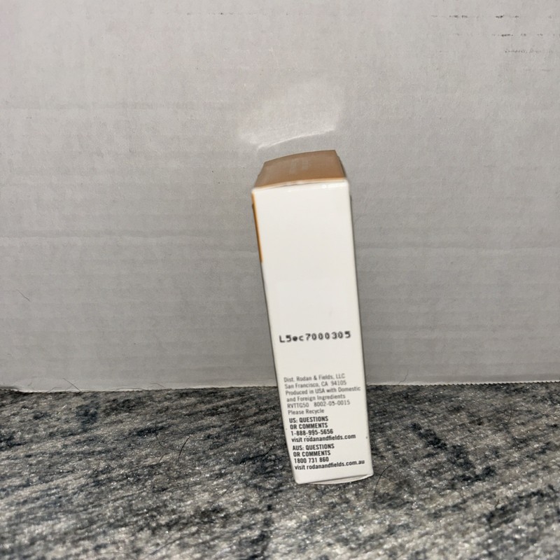 RODAN+FIELDS REVERSE STEP #3 DUAL ACTIVE BRIGHTENING COMPLEX gallery
