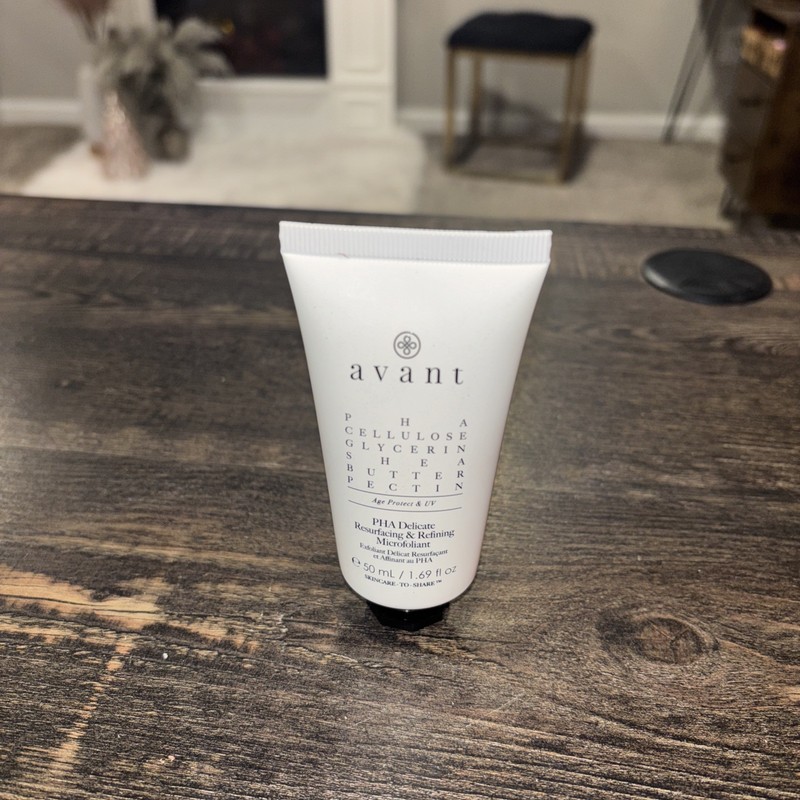 Avant PHA Delicate Resurfacing & Refining Microfoliant 50ml – Sealed – Free Ship
