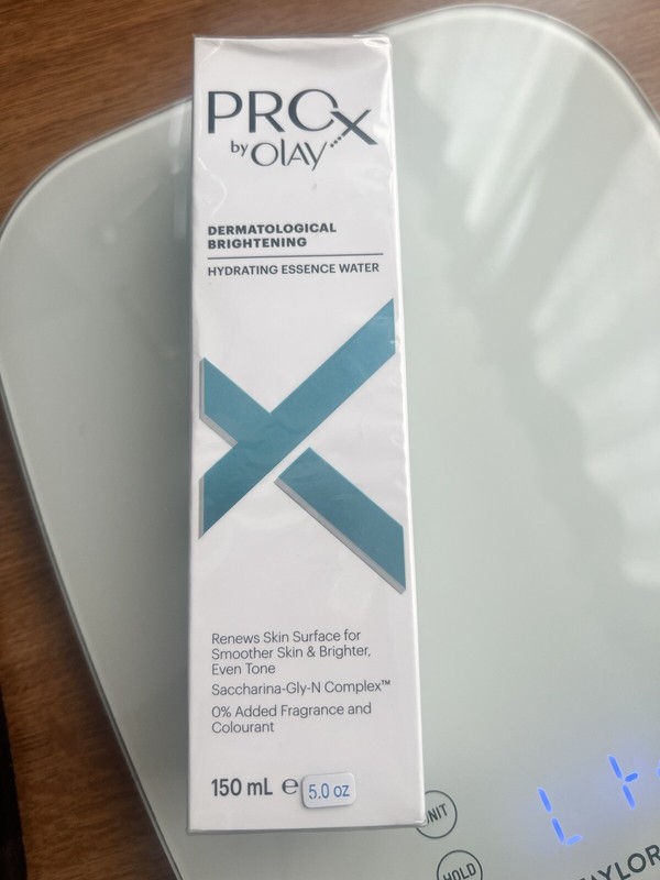 PROX by OLAY Dermatological Brigthening Hydrating Essence Water 150ml New in Box
