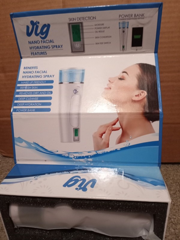 NANO FACIAL HYDRATING SPRAY Bottle by VIG