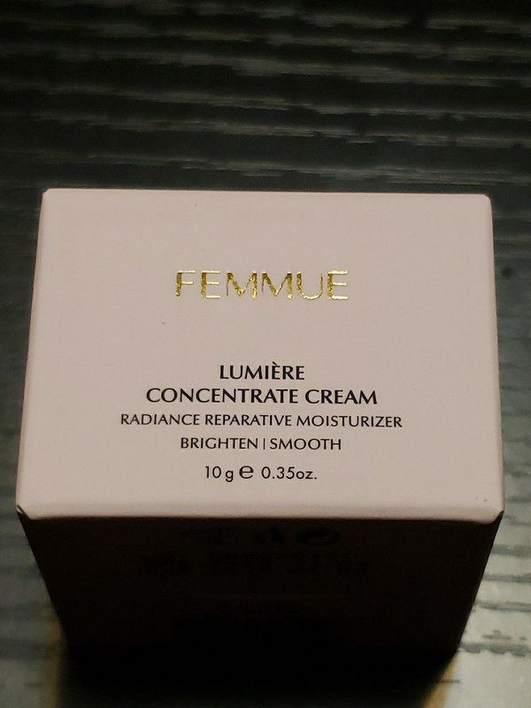 FEMMUE Lumiere Concentrate Cream .17oz/5g Travel SZ