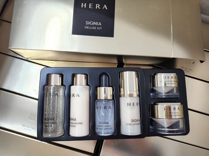 HERA Signia Deluxe Kit 6 Items Anti Wrinkles Water Emulsion Serum Cream K-Beauty gallery