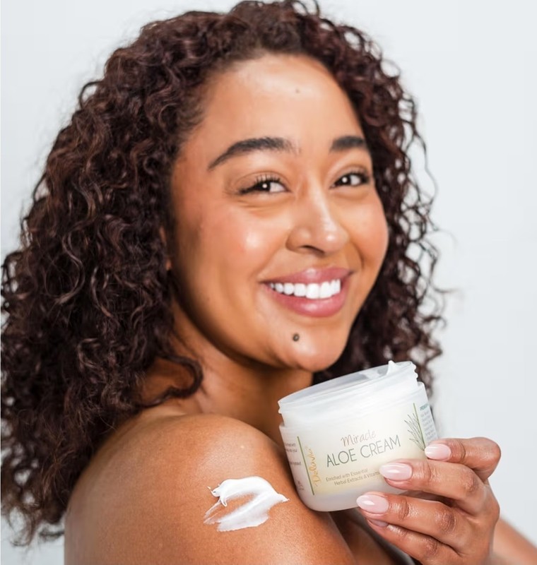 #1 Crema De Aloe Vera Con Vitamina E Y Arnica Crema Calmante Para Piel Irritada gallery