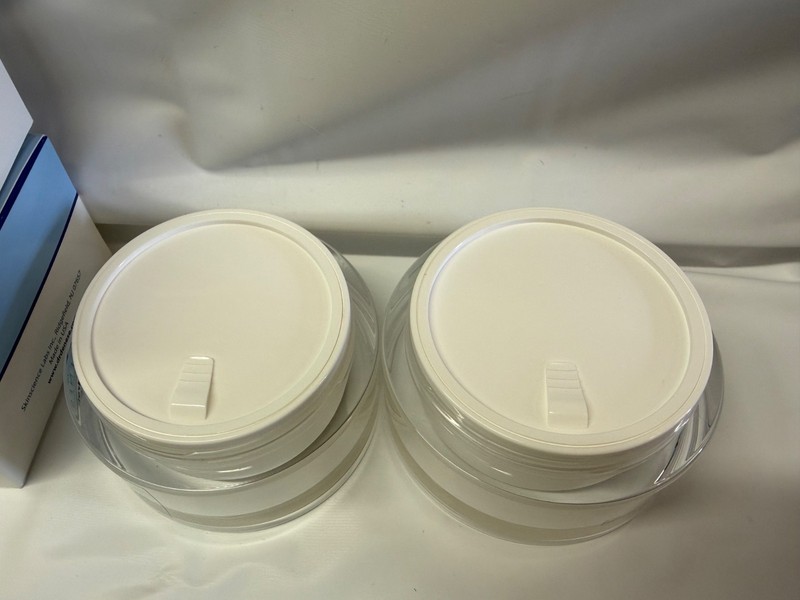 Dr. Denese HydroShield Hydrating Dream Cream 3.4 oz New With Box gallery
