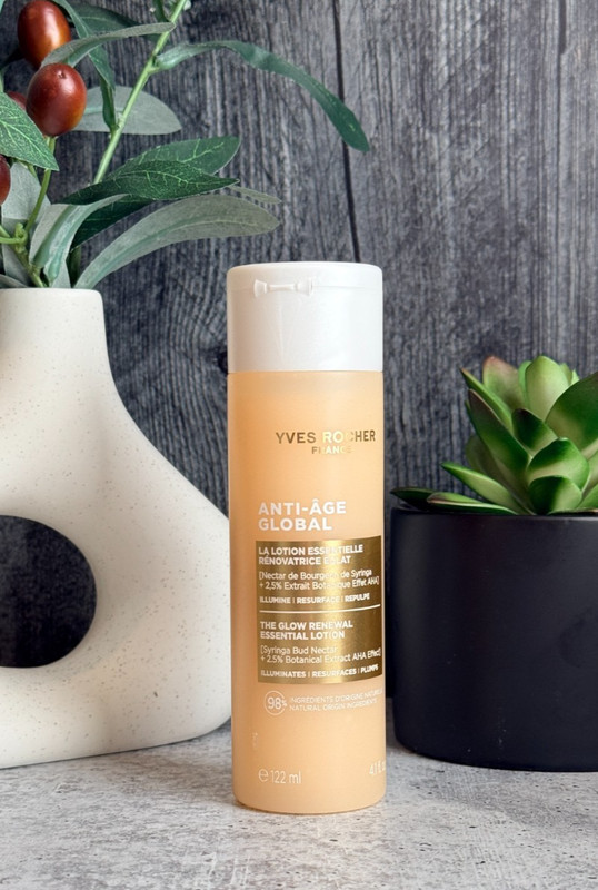 Yves Rocher GLOW RENEWAL ESSENTIAL LOTION Anti-Age Global 122 ml