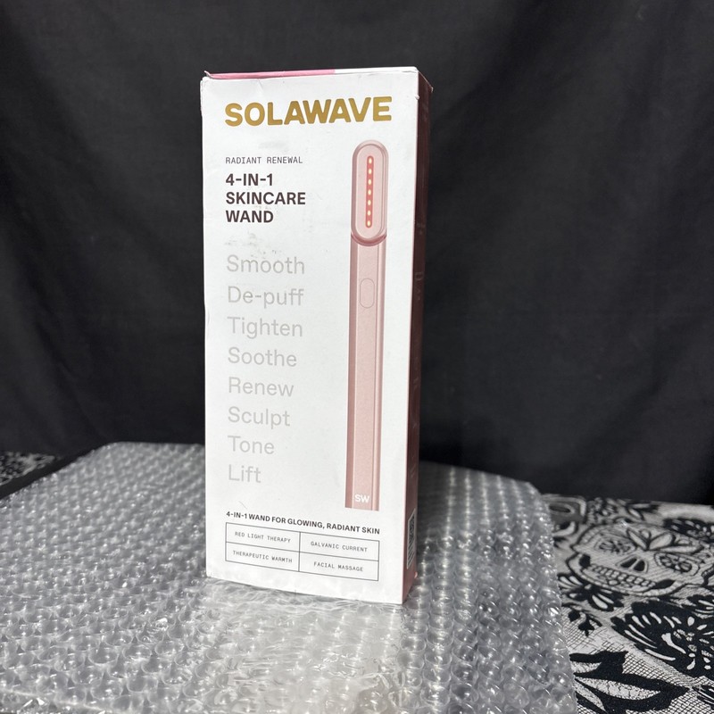 SOLAWAVE 4-in-1 Radiant Renewal Skincare Wand – Rose Gold (New-Other)