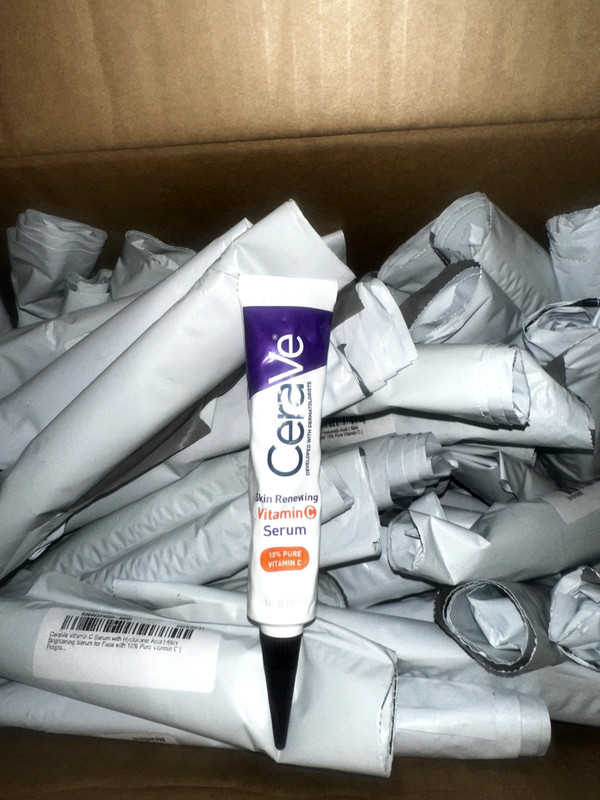 CeraVe Skin Renewing Vitamin C Serum 10% Pure Vitamin C 1 fl oz (no box) gallery