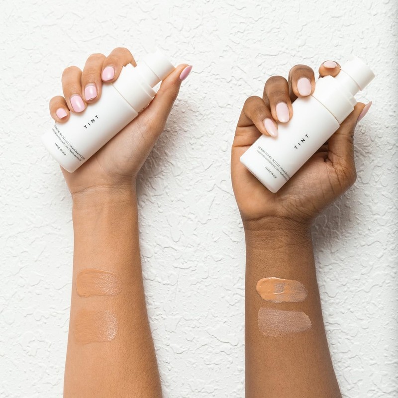 Anti Aging Tinted Moisturizer SPF 50, Mineral Sunscreen for Face with Zinc Ox... gallery