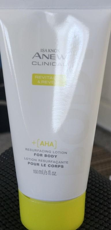 Avon Isa Knox Anew Clinical Revitalize + Reveal AHA Resurfacing Lotion For Body