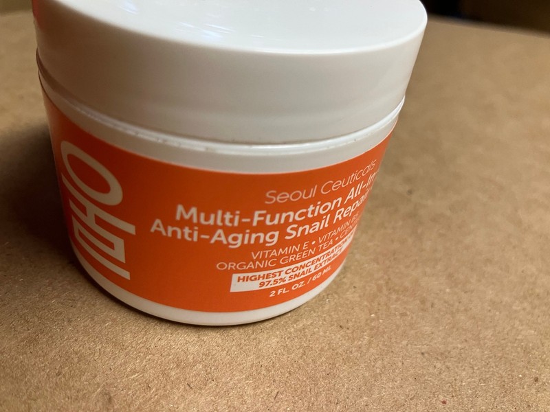 Seoul Ceuticals Multi-Function Anti-Aging Snail Repair Cream 2 fl oz 60 ml Read