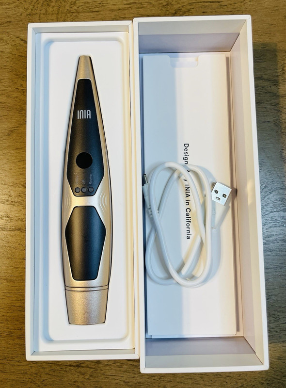 INIA LUMIN EYE Skincare Device