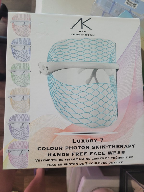 Ava Kensington 7 Luxury Led Light Therapy Face skin care Photon Mask Acne Scars