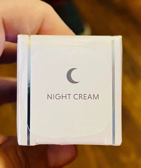 Neora Age IQ Night Cream 1oz Hyaluronic Acid Moist All Skin Types EXP 03/2028 gallery