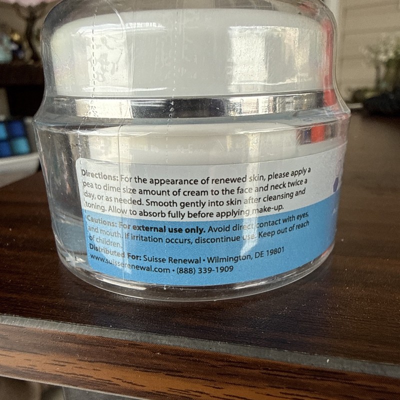 SUISSE Renewal Ageless Skin Cream 1 Oz-SEALED gallery