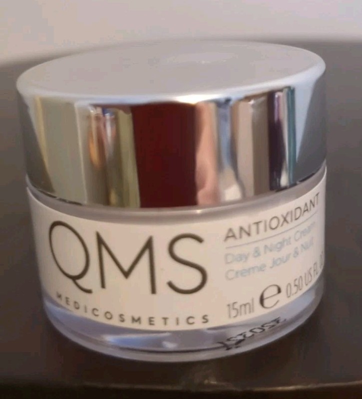 QMS Medicosmetics Antioxidant Day & Night Cream 15ml .5oz Travel NEW Sealed AUTH