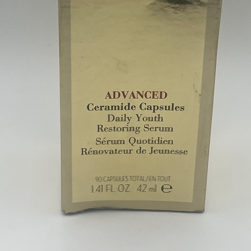 Elizabeth Arden Ceramide Capsules Daily Youth Restoring Serum - 90 Capsules gallery