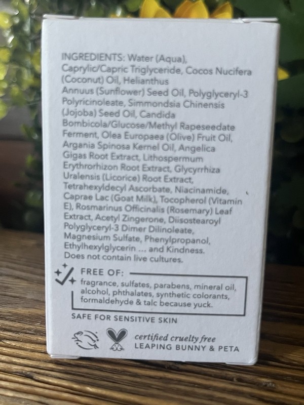 Beekman 1802 Oh! Mega Milky Oil Fermented Barrier Boosting Facial Oil .5 fl oz gallery