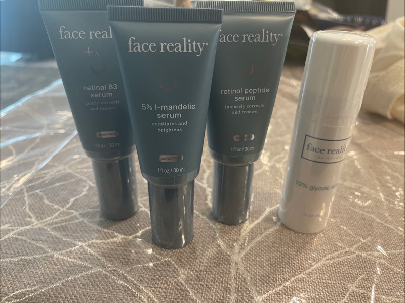 face reality Serum Retinal B3/5% Mandelic/Retinol Peptide/10% Glycolic Lot Of 4
