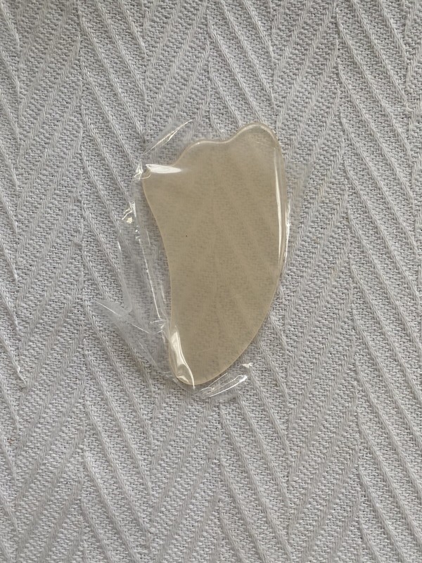 GLOW ON 5TH Rose Gua Sha NEW gallery