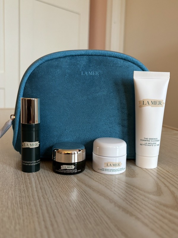 La Mer Set: Eye Concentrate, Regenerating Serum, Soft Cream, Cleanser