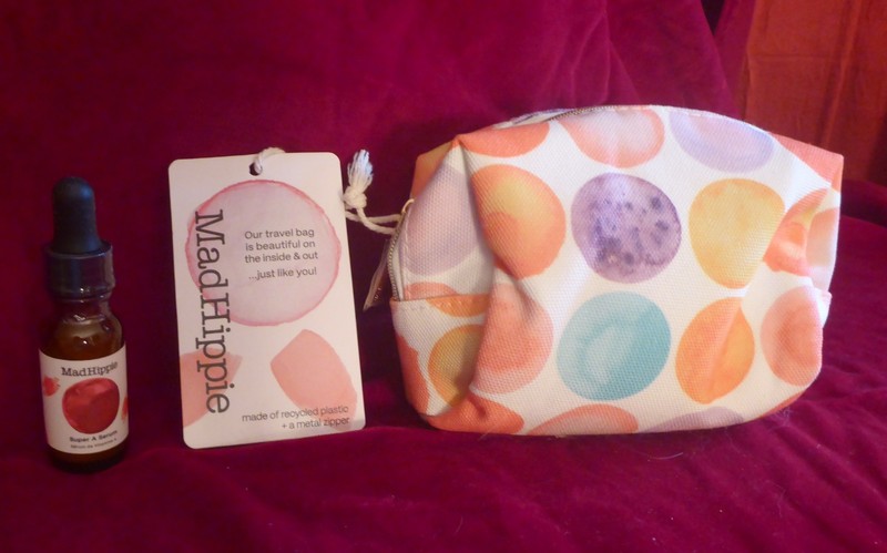 Mad Hippie travel bag w/ 3 Serums, Triple C Night creme & samples NIB, Brand New