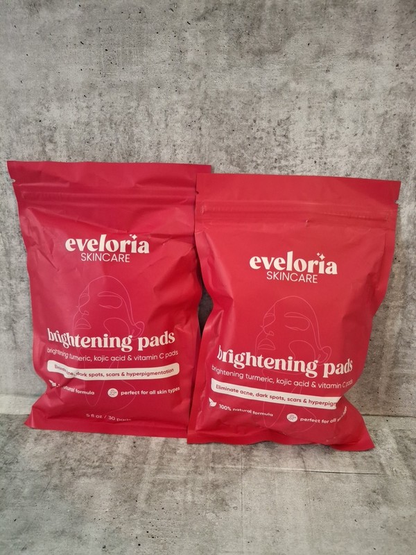 2 x Eveloria Skincare Brightening Pads 30 Count each Pack EXP 12/04/2027(k)
