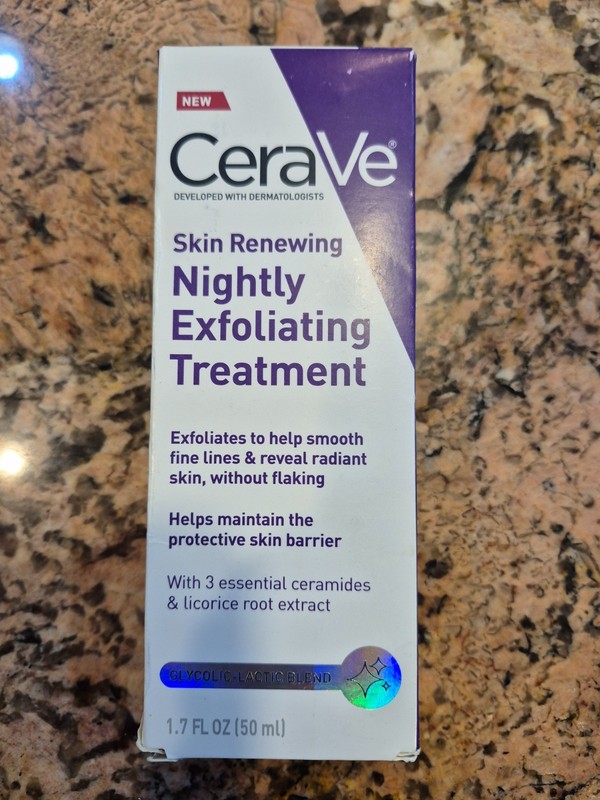 CeraVe Skin Renewing Nightly Exfoliating Treatment Serum Anti Aging – 1.7 fl oz