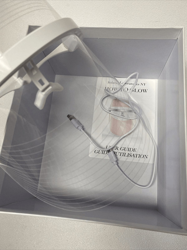 Solaris Laboratories NY LED light therapy mask gallery