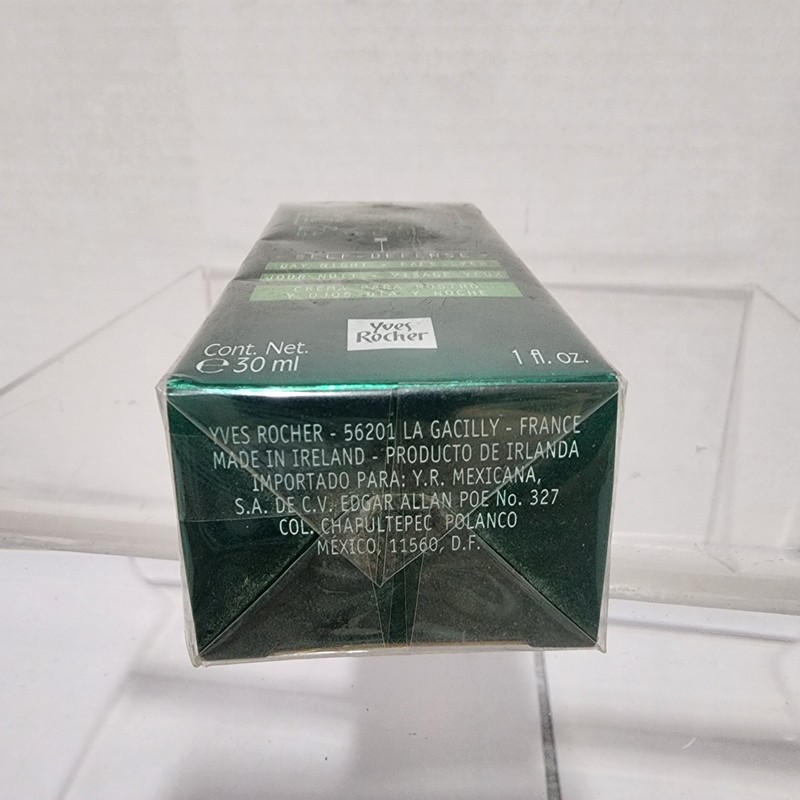 Yves Rocher Pro-Retinol 100% Vegetal Self-Defense Day Night Face gallery