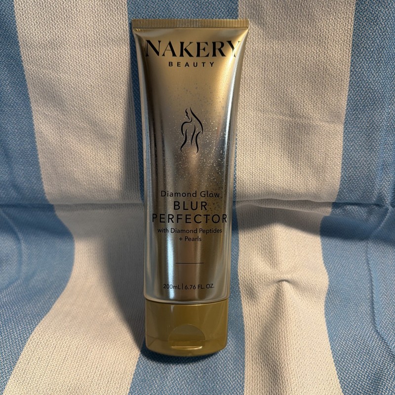 Nakery Diamond Glow Blur Perfector w/ Diamond Peptides + Pearls 6.76 oz SEALED