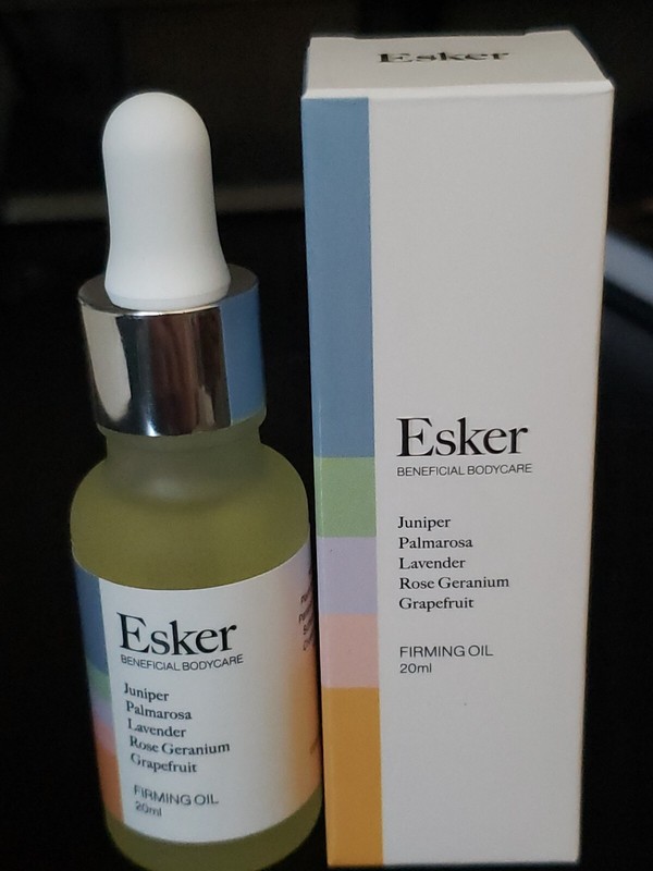 Esker Firming Oil Juniper Palmarosa Lavender Rose Geranium Grapefruit 20 ml