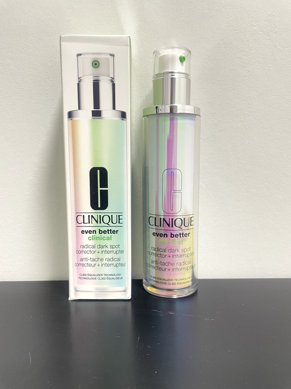 Clinique Even Better Clinical Radical Dark Spot Corrector and Interrupter Serum gallery
