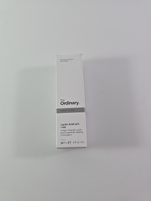 The Ordinary – Lactic Acid 10% + HA 1 Fl oz. – Superficial Peeling Formulation