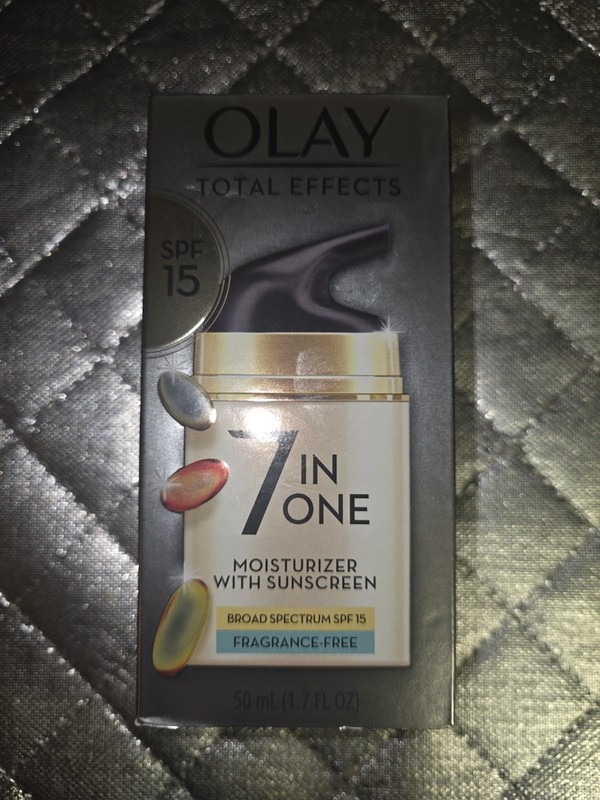 Olay Total Effects 7 In One Moisturizer With Sunscreen SPF15 FragranceFree 10/26