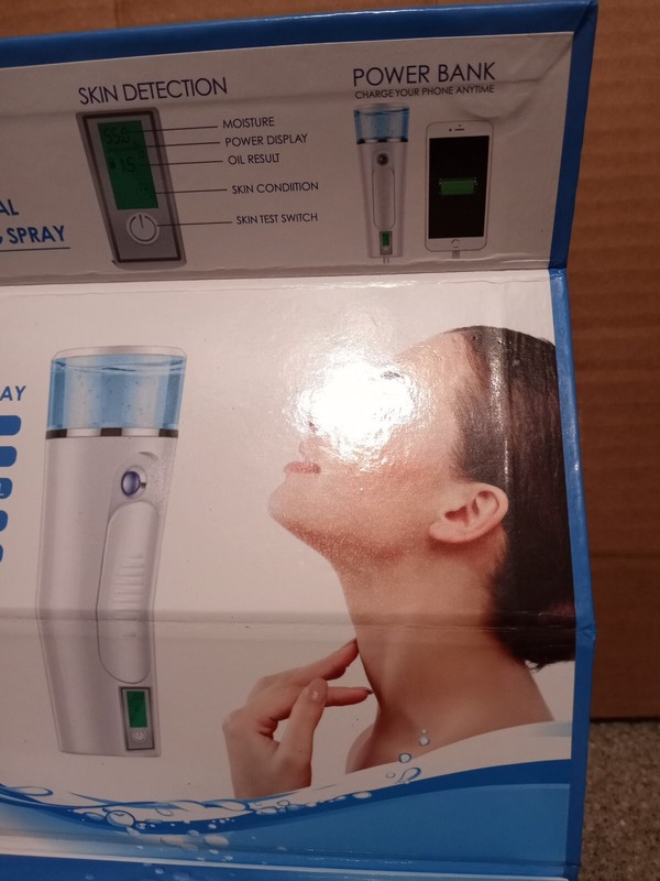 NANO FACIAL HYDRATING SPRAY Bottle by VIG gallery